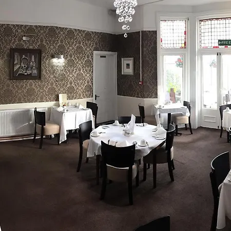 Hotel Hillcrest Lincoln
