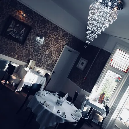 Hotel Hillcrest Lincoln