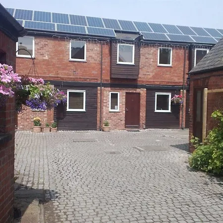 Tennyson Court