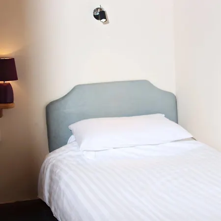 Hotel Tennyson Court