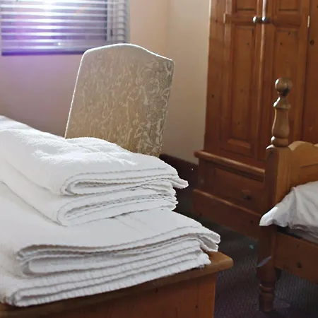 Hotel Tennyson Court 3*
