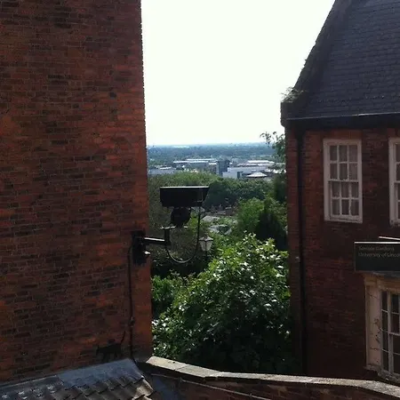 The Rest 5* Lincoln