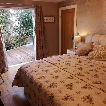 The Curate's Quarters At The Old Vicarage Apartment