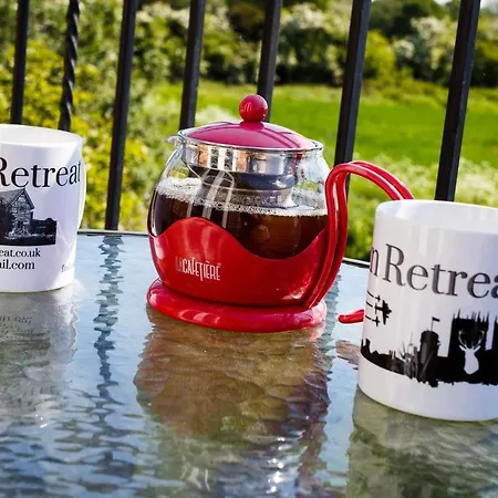 Retreat With Private Hot Tub Lincoln