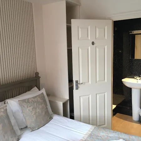Newport Guest house