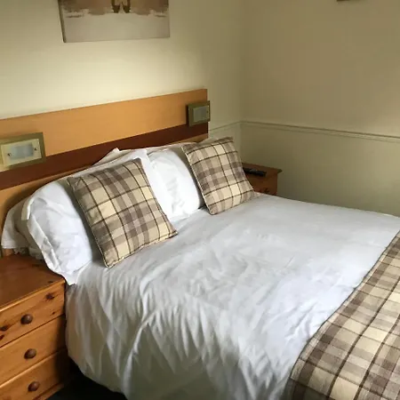 George 3* Lincoln