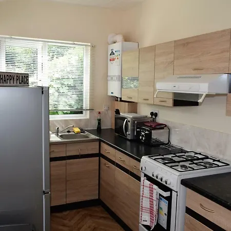 Kavig House Apartment Lincoln