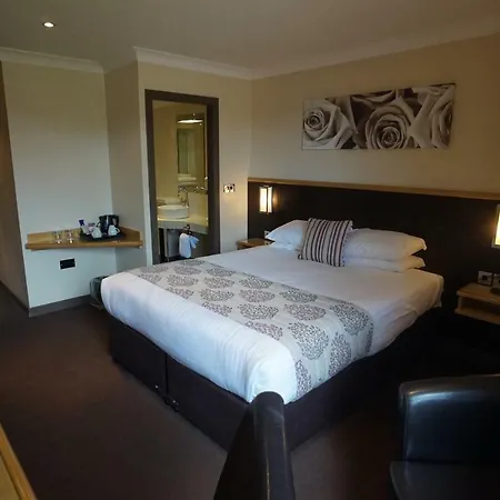 Damon's Hotel Lincoln