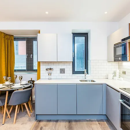102 One The Brayford * Lincoln