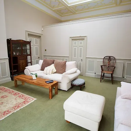 West Wing D'isney Place. 4* Lincoln