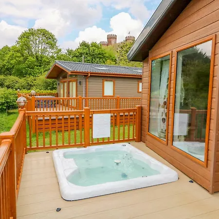8 Castle View Lincoln