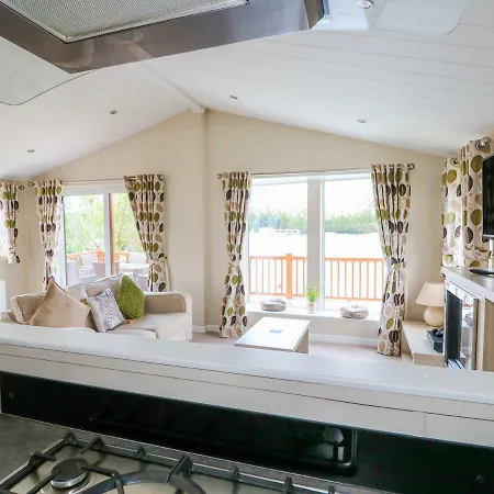 8 Castle View Holiday home *