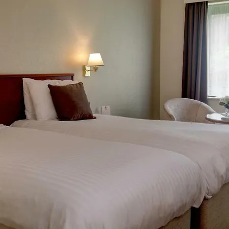 Western Bentley Hotel, Leisure Club & 링컨
