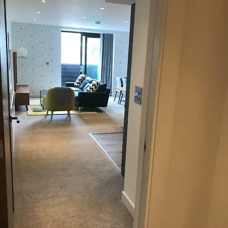 Birchover One The Brayford Apartment *