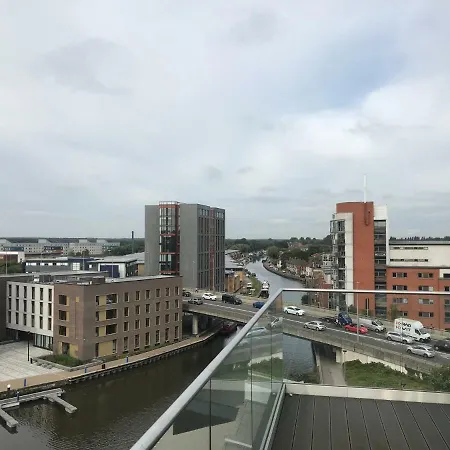 Birchover One The Brayford Apartment Lincoln