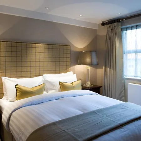 Castle & Hotel 3*