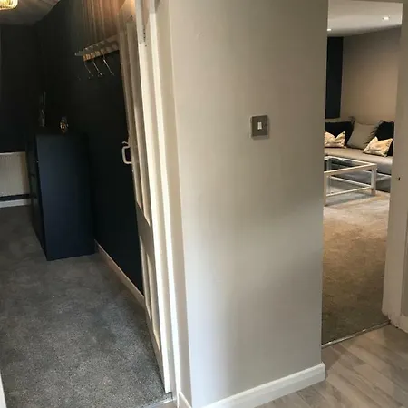 The Hideout At Castle Mount Apartment