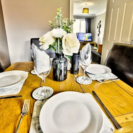 Hawthorne House, Lincoln