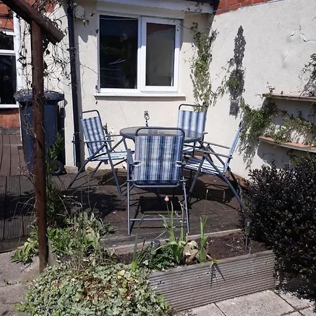 Holiday home Lets 23 *
