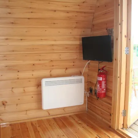 Glamping At Spire View Meadow