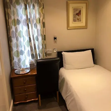South Park Guest house 4*