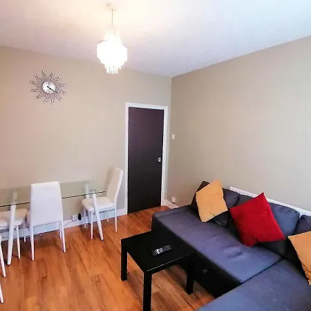 Grafton House Apartment *