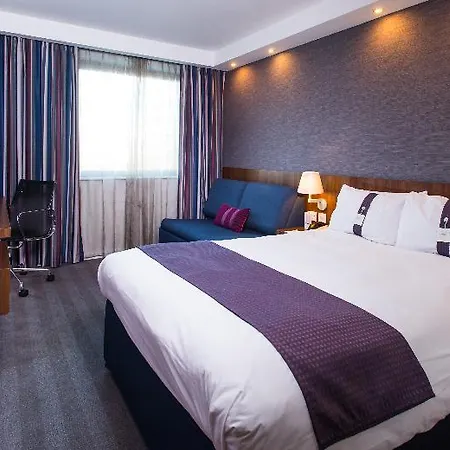 Hotel Express Centre By Ihg