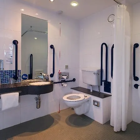 Express Centre By Ihg Hotel Lincoln