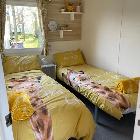 Breaks At Tattershall Lakes Holiday park Coningsby
