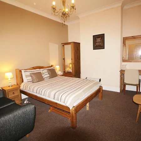 Tennyson 4* Lincoln