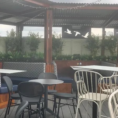 Breaks At Tattershall Lakes Holiday park *