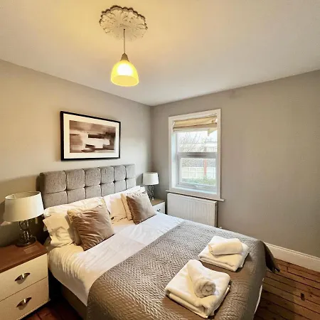 Cecil Street Holiday home Lincoln