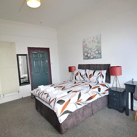 Guest house Hamilton *