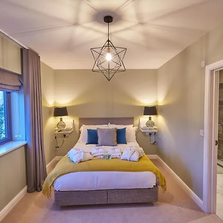 Holly Tree Barn, Ashlin Farm Barns Holiday home Lincoln
