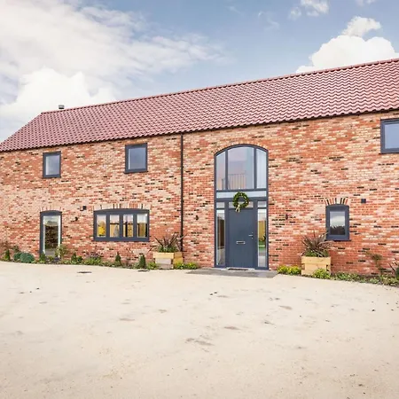 The Sycamores, Ashlin Farm Barns Holiday home