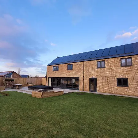 Eastgate Barn, Ashlin Farm Barns Lincoln