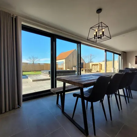 Holiday home Eastgate Barn, Ashlin Farm Barns Lincoln