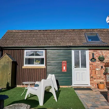 Retreat Little House With Private Hot Tub *