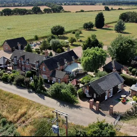 Retreat Little House With Private Hot Tub * Lincoln