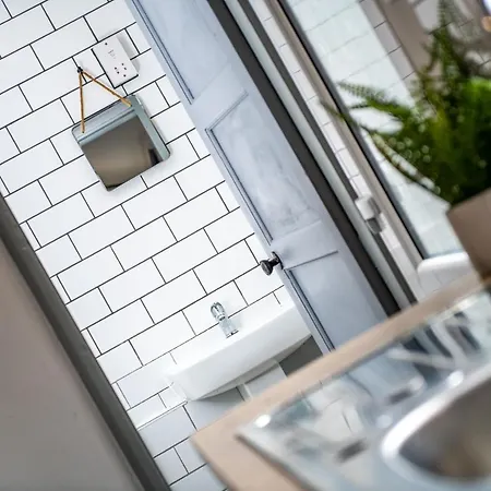 Lincoln House Close To City And University! Hébergement de vacances *