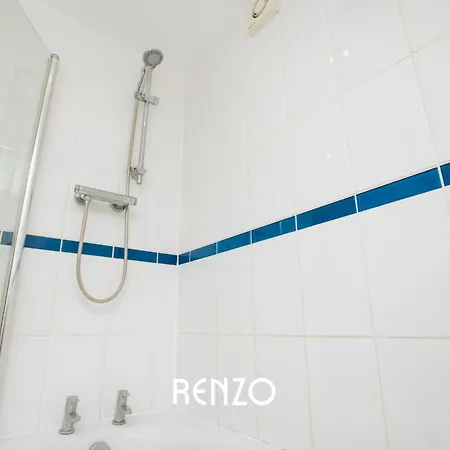 Sentimental And Homely 3-bed In By Renzo, Amazing Location, Close To Cathedral And Castle! * Lincoln