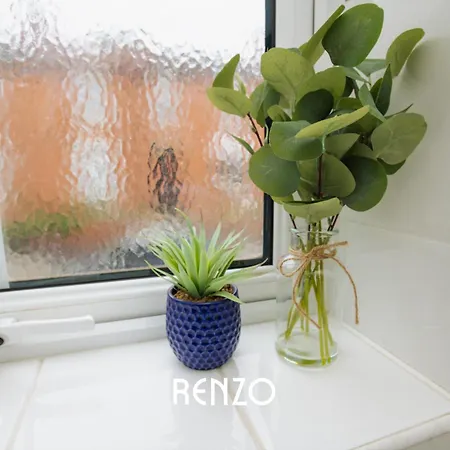 Sentimental And Homely 3-bed In By Renzo, Amazing Location, Close To Cathedral And Castle! Lincoln