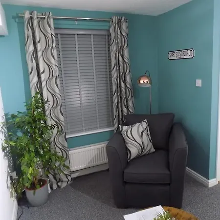 Holiday home Modern 3 Bed - - Parking