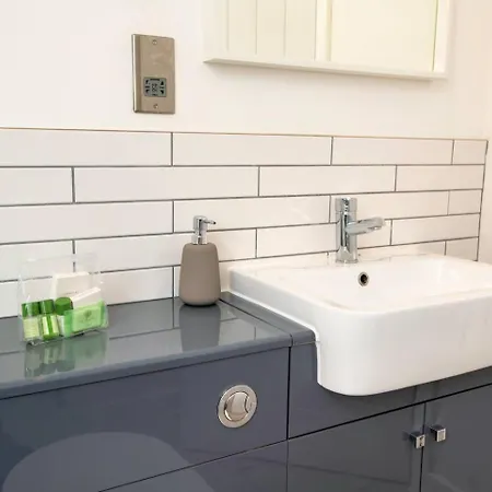 Holiday home Pass The Keys Motherby 1 - House With A Garde *