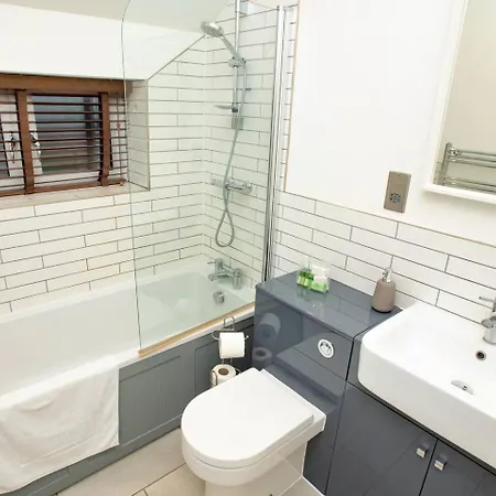 Holiday home Pass The Keys Motherby 1 - House With A Garde Lincoln