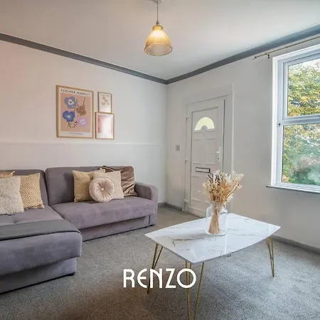 Apartment Bright And Warm In By Renzo, Free Wi-fi, Perfect For Staycations!