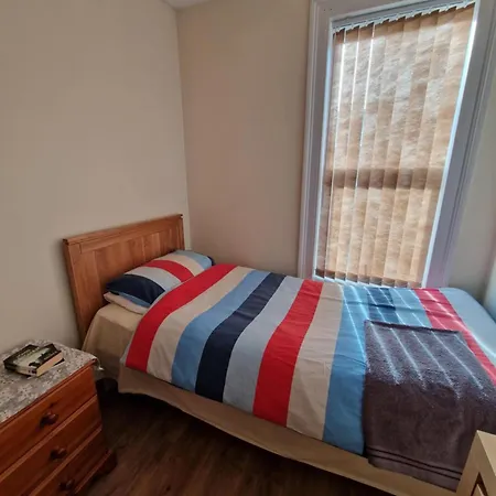 Bed & Breakfast Lincoln Stay *