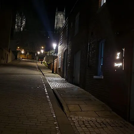 2 Danesgate Lincoln