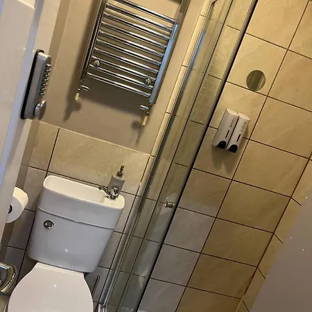 2 Danesgate Bed & Breakfast *