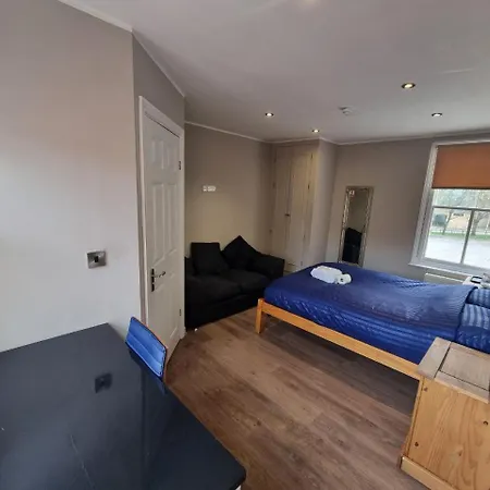 Bed & Breakfast 2 Danesgate *